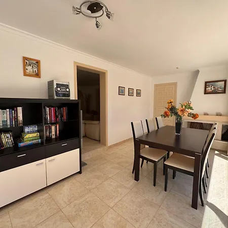 酒店 Treveris Whole 4*