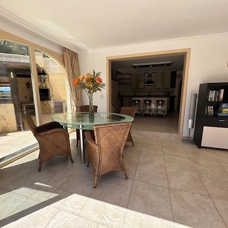 Treveris Whole 酒店 卡尔佩